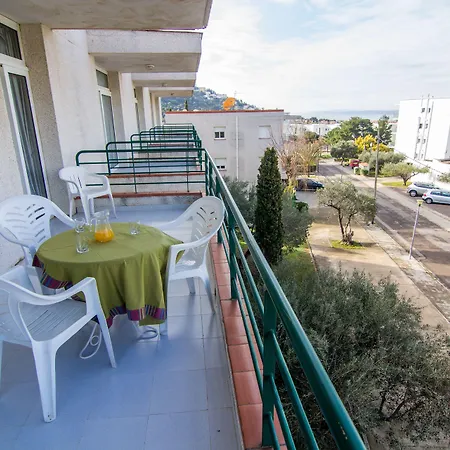 Agi Rescator Apartament *