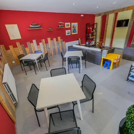 Agi Rescator Apartment