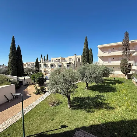 Apartament Agi Rescator *