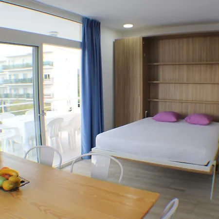 Agi Rescator * Roses